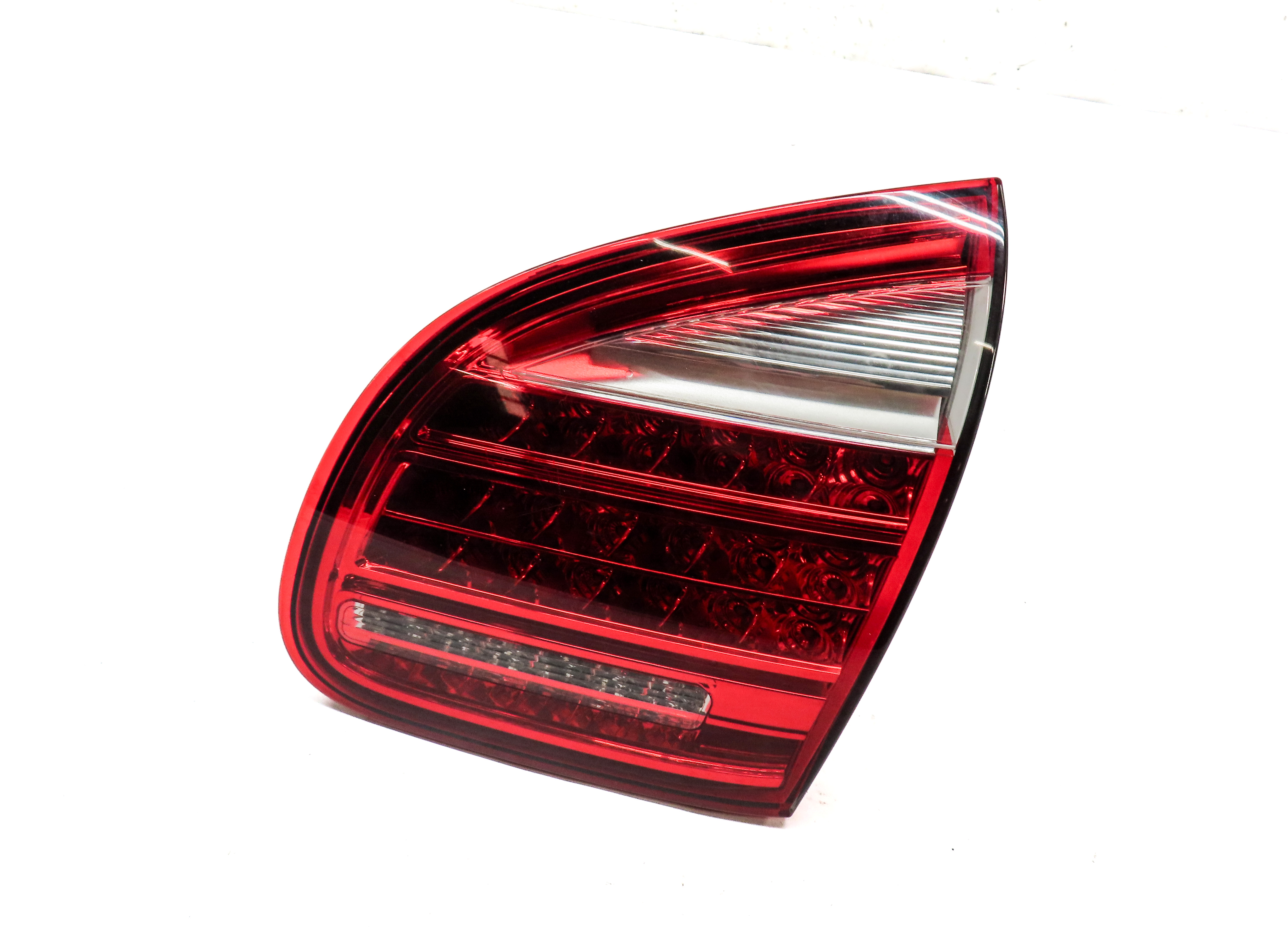 2011-2014 PORSCHE CAYENNE (958) RIGHT PASSENGER INNER TAILLIGHT LIGHT LAMP — exact item pictured
